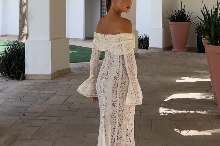 Indira | Off-Shoulder Lace Gown