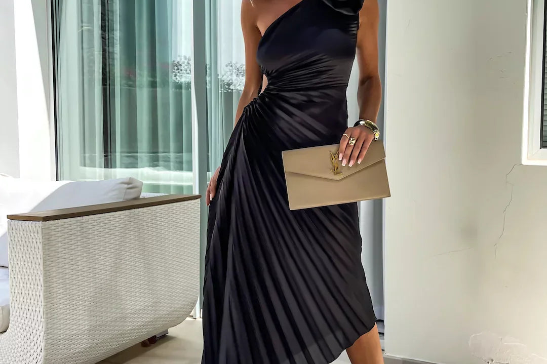 Ophelia | Chic Pleated Dress