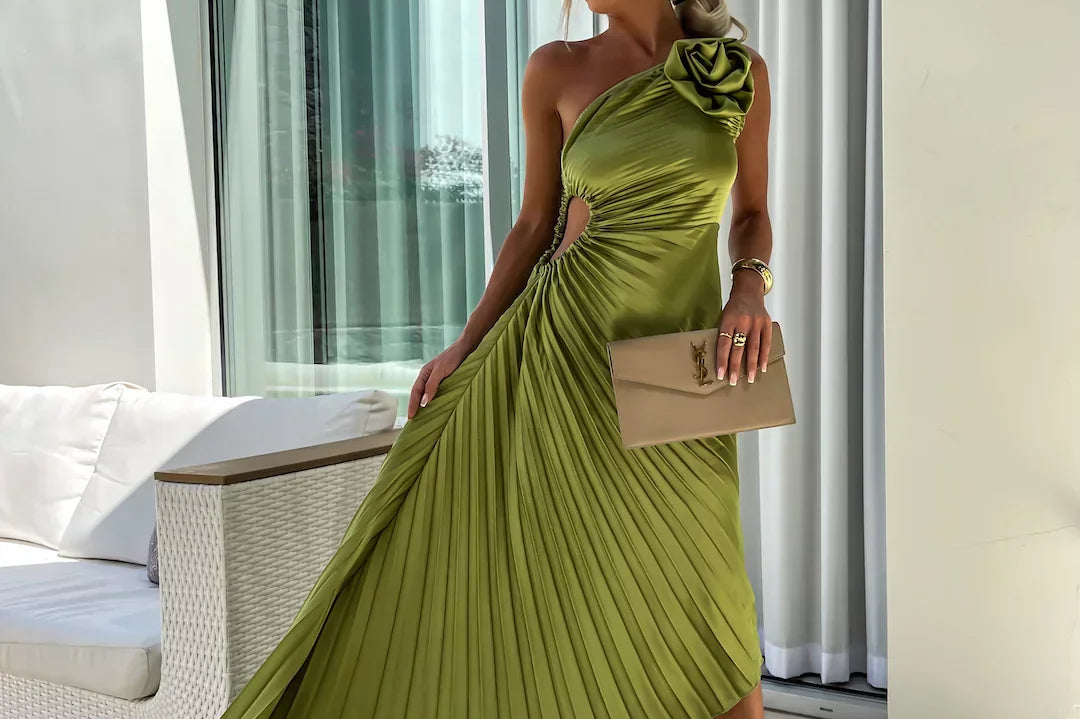 Ophelia | Chic Pleated Dress